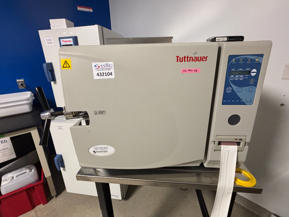 Image of Tuttnauer 3870EAP Autoclave